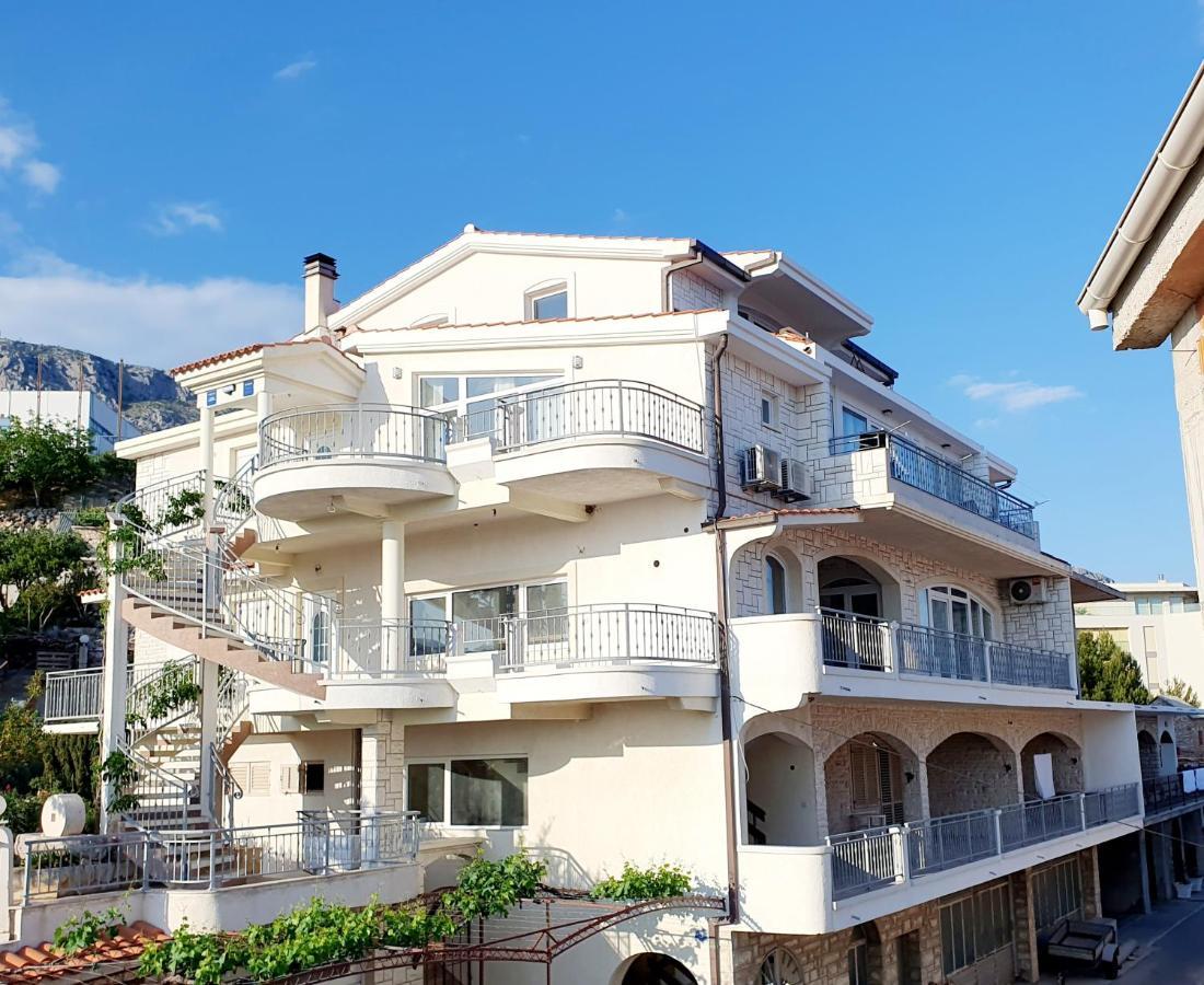 White House Apartments 두기라트 외부 사진