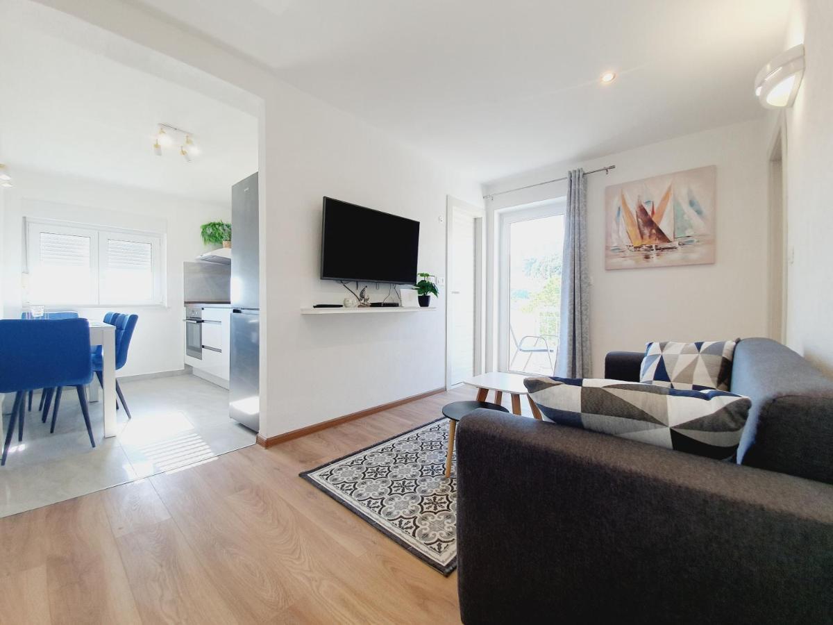 White House Apartments 두기라트 외부 사진