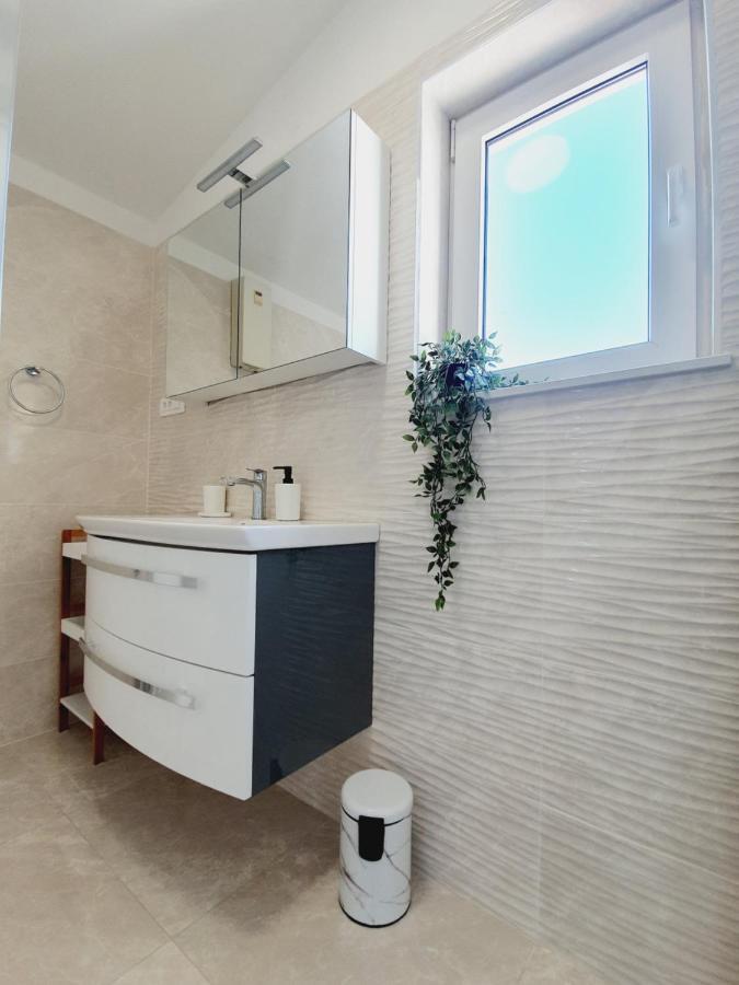 White House Apartments 두기라트 외부 사진