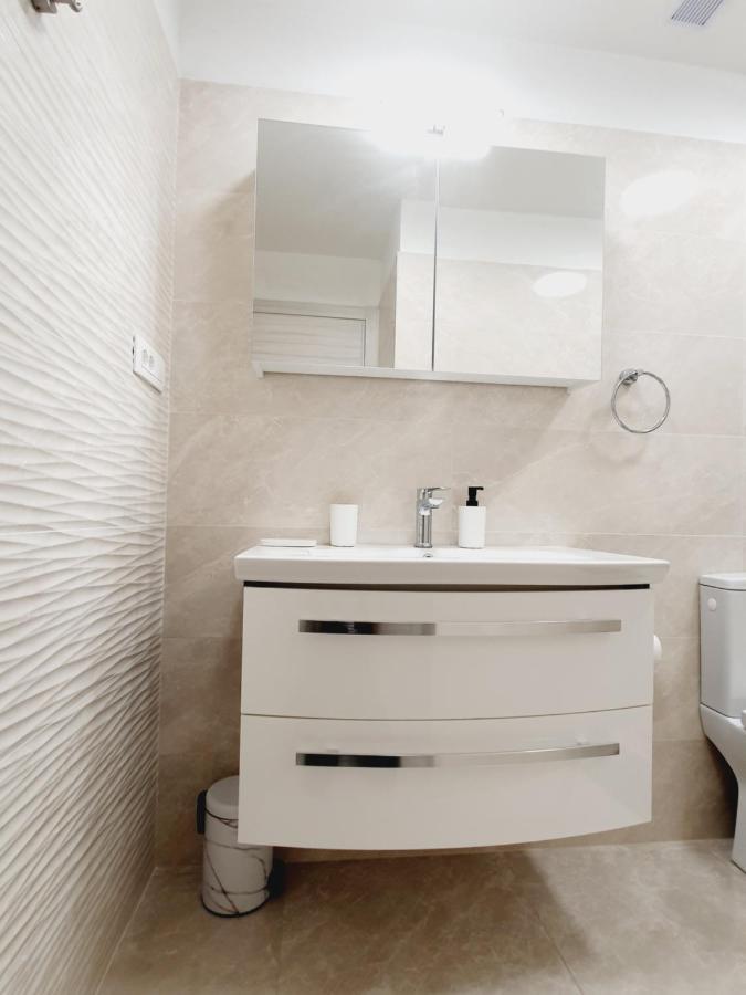White House Apartments 두기라트 외부 사진